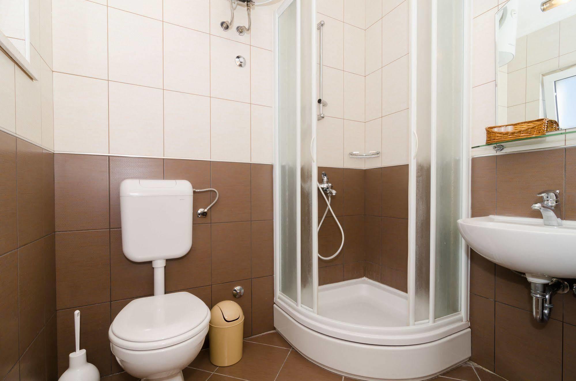 Apartments Senjo 챠브타트 외부 사진